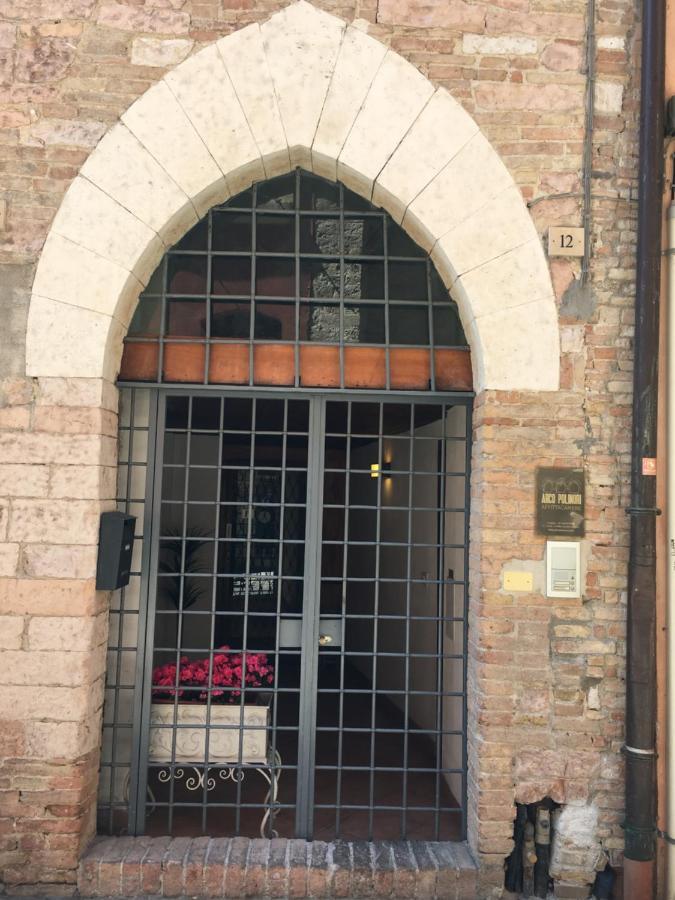 Affittacamere Arco Polinori Foligno Eksteriør bilde